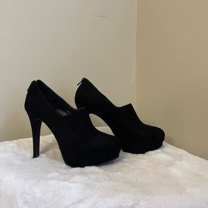 Nine West Black Suede Bootie